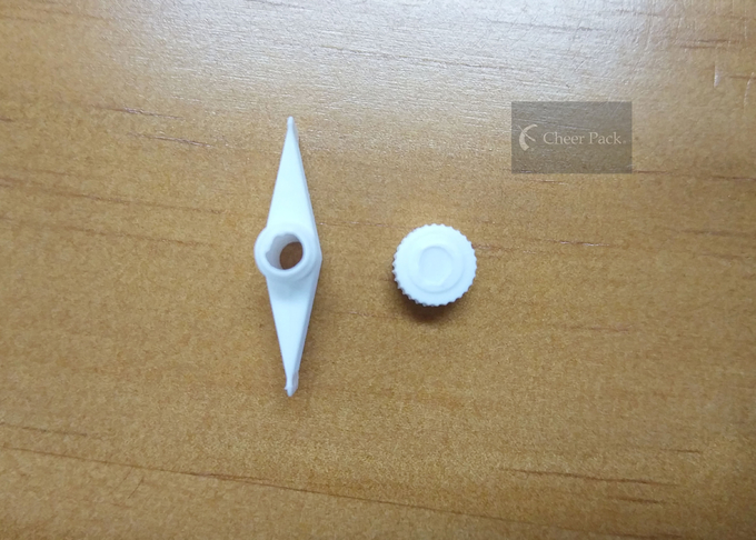 Casquillo del canalón de la torsión del diámetro bajo 4m m PE/casquillo plástico del canalón de la botella