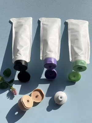 Revolucionar el embalaje cosmético con tubos de bolsas de chorro asequibles personalizables y versátiles