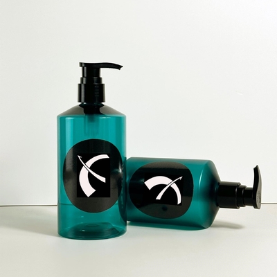 Venta al por mayor 300 ml/330 ml/400 ml/500 ml Loción para mascotas Botella de prensa Cosméticos Shampoo Botella de gel de ducha