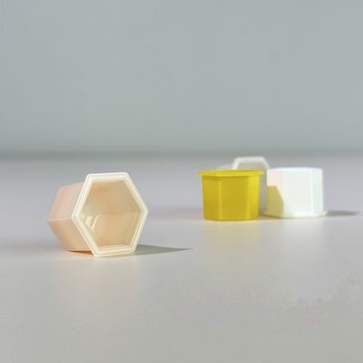 1.3 ml Hexagon PP Copa de plástico con tapa de papel de aluminio para cosméticos