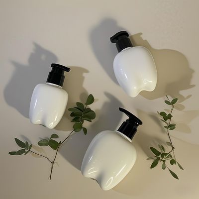 Botella de plástico de 100-250 ml con bomba de presión para lavado de manos Loción para el cabello Desinfectante de manos Logotipo personalizable