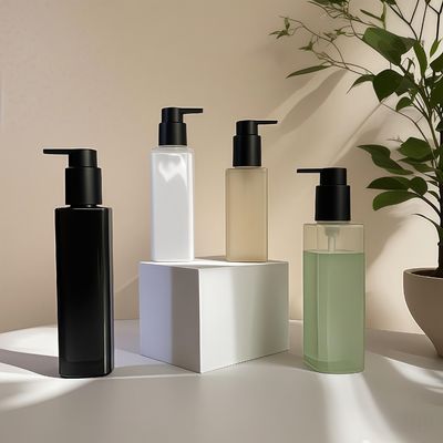 Botella cuadrada de plástico PET con cierre de bomba de presión para envasado de cosméticos y cuidado personal en colores personalizados