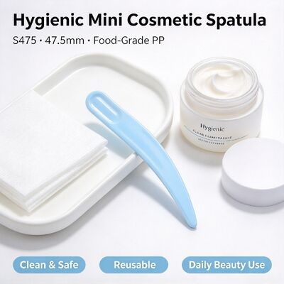 Espátula cosmética S475 de PP de grado alimenticio de 47,5 mm | Venta al por mayor en blanco en stock | Para extraer y aplicar crema facial, perfecta para salones de belleza y accesorios de tarros cosméticos. Venta al por mayor a granel disponible.